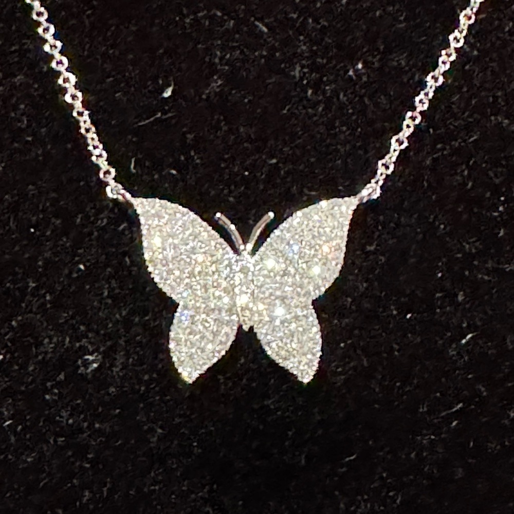 🔥14K Solid white gold natural diamond butterfly pendant necklace